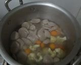 Foto langkah ke 2 dari resep Sayur bening kembang kol.