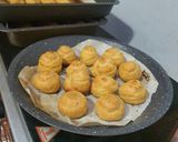 Foto langkah ke 7 dari resep Kue Soes (Kulit Sus) Ala Fe.