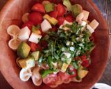 Foto del paso 4 de la receta: Ensalada de moños