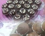 A picture of step 4 of Chocolate Cupcakes.