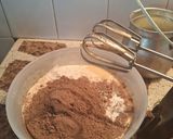 Foto del paso 3 de la receta: Budín de chocolate con cerezas 🍒🍫