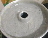 Foto langkah ke 4 dari resep Bolu ketan hitam panggang.