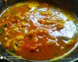 A picture of step 5 of Cauliflower and Potato Curry (Phool Gobhi Aloo ki Sabzi Recipe in Hindi).