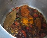 A picture of step 3 of Fresh mix vegetables spicy veg pulao.