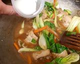 A picture of step 8 of My Chinese Chicken with Rice😀.