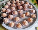Une image de l'étape 5 de Carotte Coconut Balls.