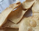 A picture of step 5 of Gujarati fafda.
