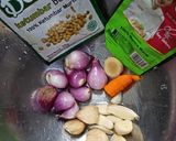 Foto langkah ke 1 dari resep Opor ayam.