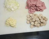 Foto langkah ke 2 dari resep Spaghetti Carbonara Creamy with Parmesan.