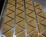 Foto langkah ke 2 dari resep Italian Garlic Cheese Cookies.