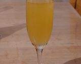 Foto del paso 3 de la receta: Bellini Cóctel con Espumante 🥂