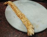 A picture of step 4 of Namak mirch paratha.