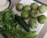 A picture of step 1 of Salsa Verde (Tomatillo Sauce).