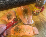 Foto del paso 2 de la receta: Salmón en air fryer