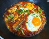 Hình bước làm 4 của món Bánh mì cá hộp ốp la