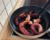 Foto del paso 6 de la receta: Pulpo, mojo verde y parmentier de papa