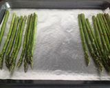 Foto del paso 1 de la receta Salmón con verduras sobre cama de tomate