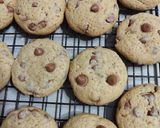 Foto del paso 7 de la receta: Galletas de plátano con chispas de chocolate