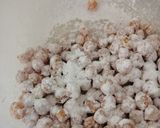 A picture of step 1 of Chilli chana fry(chik peas).