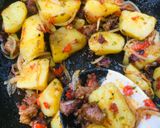 A picture of step 7 of Stir fried potatoes.