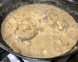 Foto del paso 8 de la receta Solomillo de ternera en salsa de setas y puré de patata
