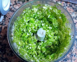 Foto del paso 4 de la receta: Albóndigas de pollo en salsa reducida de calabacines al curry
