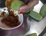 ग्रेवी के साथ भरवां परवल (Gravy ke sath bharwan parwal recipe in Hindi) रेसिपी चरण 3 फोटो