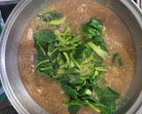 A picture of step 8 of Stir-Fried Noodles with Marinated Pork.