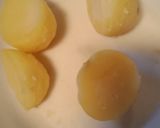 Foto langkah ke 1 dari resep Donat kentang.