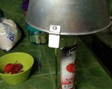 Foto langkah ke 9 dari resep Strawberry Chiffon Cake.