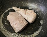 รูปขั้นตอนการทำที่ 2 ของ หมูทอดน้ำปลาโบราณ