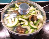 Hình bước làm 3 của món Sâm Bí Đao La Hán Quả