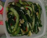 Hình bước làm 3 của món Dưa leo trộn cay