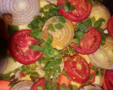 عکس مرحله 3 از دستور خوراک مرغ و سبزیجات در فر(رژیمی)