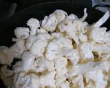 A picture of step 1 of Vegan Korma.