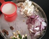 A picture of step 1 of Subzi Pasanda.