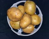 A picture of step 1 of Potato balls.
