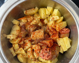 Foto del paso 3 de la receta: Patatas a la riojana (o sea con chorizo)