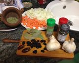 Foto del paso 2 de la receta Conejo en escabeche con verduras y frutos dulces