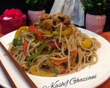 A picture of step 3 of Chicken Vegetable Noodles #CookpadRamadan.