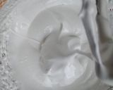 صورة لخطوة 10 من وصفة حلوى جافة بالكاكاو وكريمة الميرانغ meringue