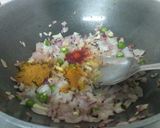 A picture of step 4 of Bread Upma.