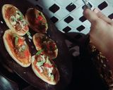 A picture of step 7 of Mini Tawa pizza.
