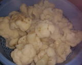 Foto del paso 1 de la receta: Coliflor con patata y bechamel gratinada