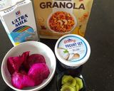 Foto langkah ke 1 dari resep Dragonfruit Smoothie Bowl.