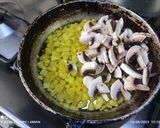 عکس مرحله 1 از دستور خورشت قیمه گیاهی (قیمه با قارچ)