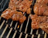 Foto del paso 5 de la receta: Pollo marinado oriental a la barbacoa con espinacas a la crema y arándanos!!!!