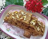 A picture of step 4 of Gujarati Dryfruit Sukhdi.
