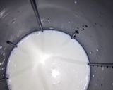 A picture of step 1 of Banana nuts shake.