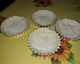 Foto del paso 1 de la receta: Tarteletas de sardina con cebolla caramelizada